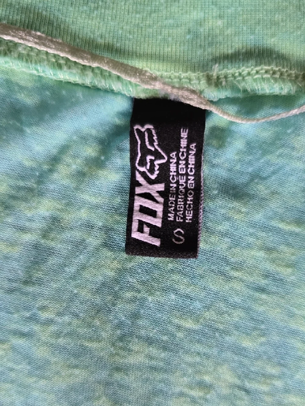Fox Head Women's Mint Green Tie-Dye V- Neck Tee - Picture 2 of 8